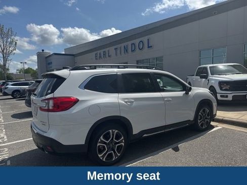 Used 2024 Subaru Ascent Limited w/ Technology Package image 7