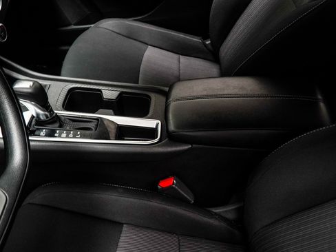 Used 2024 Nissan Sentra SV image 17