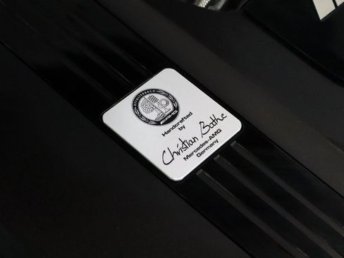 Used 2022 Mercedes-Benz SL 63 AMG 4MATIC w/ Driver Assistance Package image 30