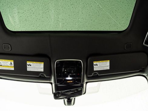 Used 2023 Land Rover Range Rover SV image 20