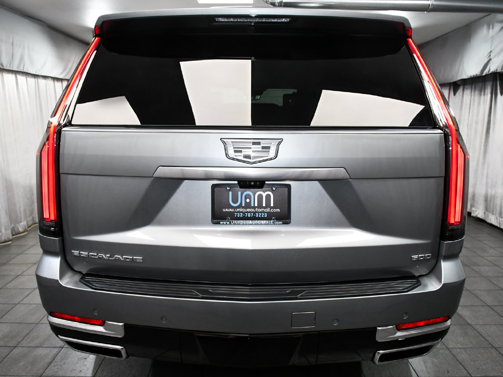 Used 2026 Cadillac Escalade ESV Luxury w/ LPO, Radiant Package AWD/4WD image 5