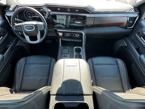 Certified 2024 GMC Sierra 2500 Denali w/ Technology Package image 18