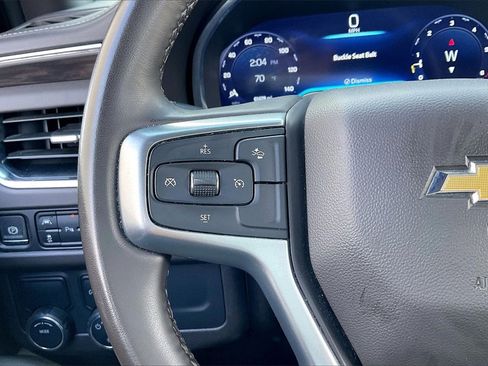 Used 2024 Chevrolet Suburban LT image 17