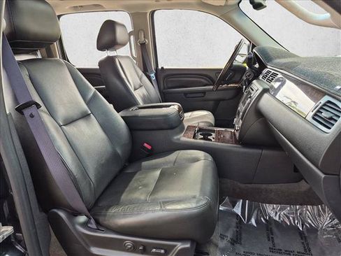 Used 2011 GMC Yukon XL Denali AWD/4WD image 23