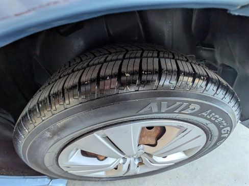 Used 2010 Subaru Legacy 2.5i image 29