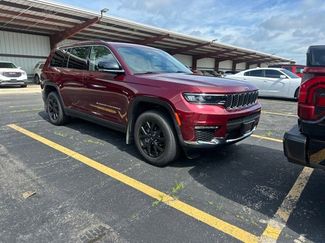 Used 2022 Jeep Grand Cherokee L Limited AWD/4WD video 1