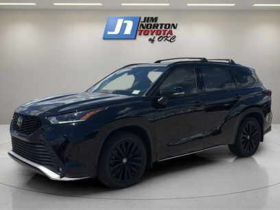 Used 2024 Toyota Highlander XSE