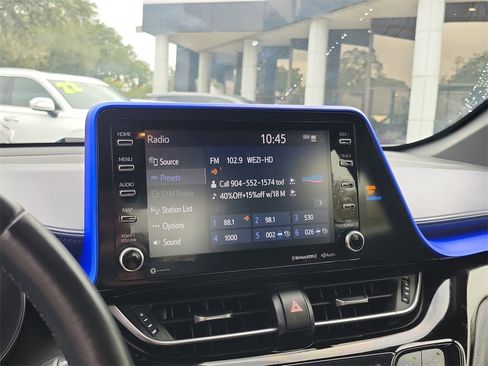 Used 2020 Toyota C-HR LE image 32