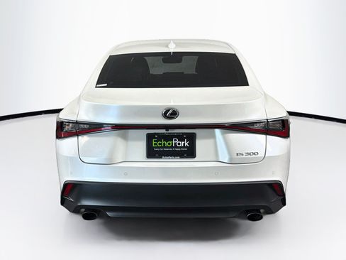 Used 2025 Lexus IS 300 w/ Comfort Package RWD image 7