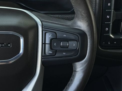 Used 2022 GMC Yukon Denali AWD/4WD image 15
