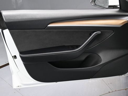 Used 2021 Tesla Model 3 Long Range image 42