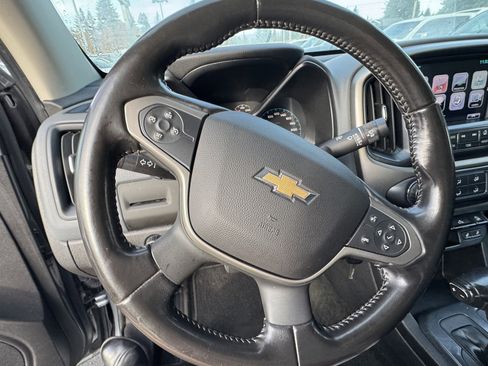 Used 2018 Chevrolet Colorado Z71 image 17
