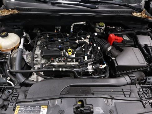 Used 2022 Ford Escape SE w/ SE Sport Appearance Package image 13