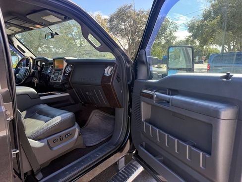 Used 2014 Ford F350 Platinum AWD/4WD image 71