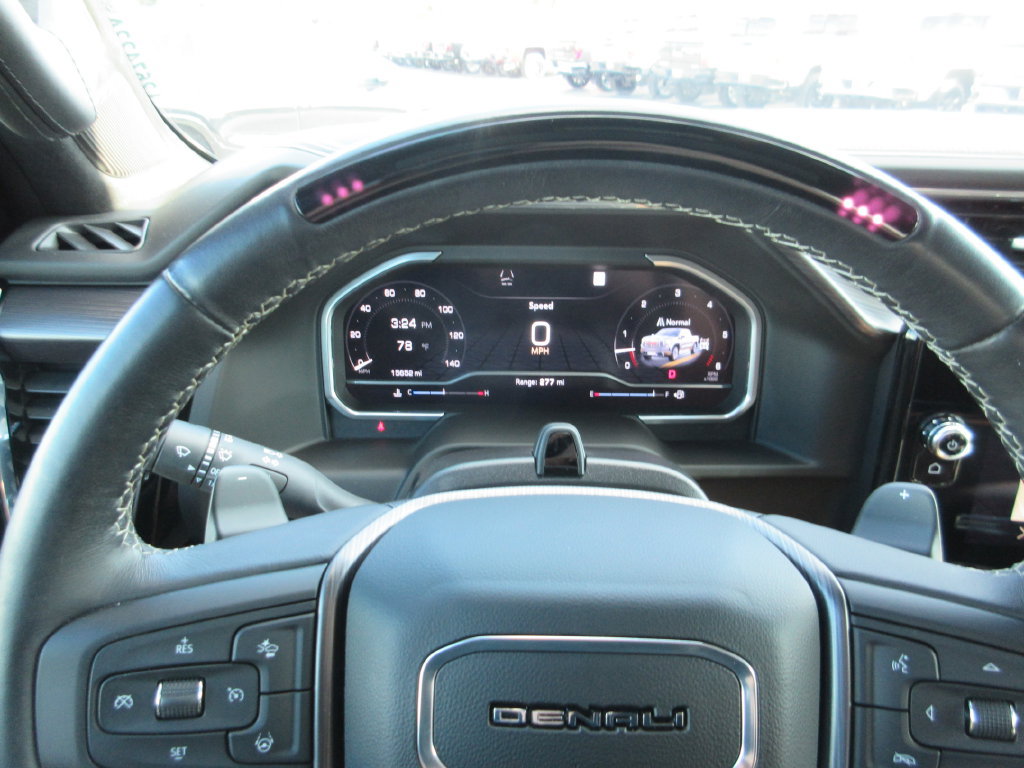 Used 2023 GMC Sierra 1500 Denali Ultimate AWD/4WD image 35