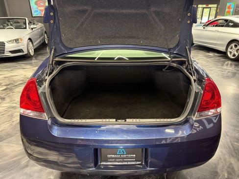 Used 2011 Chevrolet Impala LT FWD image 14