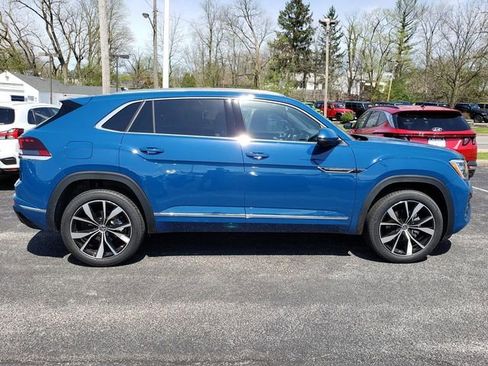 New 2026 Volkswagen Atlas Cross Sport SEL Premium R-Line AWD/4WD image 2