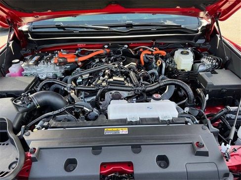 Used 2025 Toyota Tacoma Limited image 12