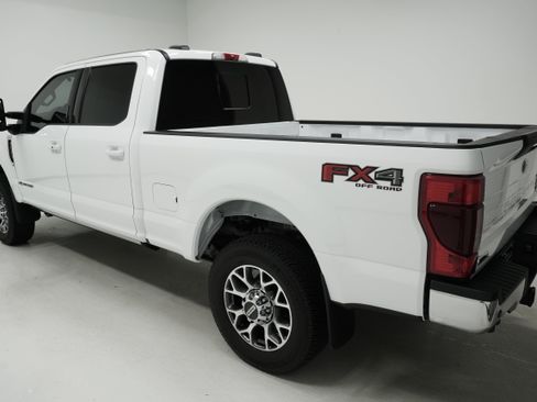 Used 2022 Ford F250 Lariat w/ Lariat Ultimate Package AWD/4WD image 5