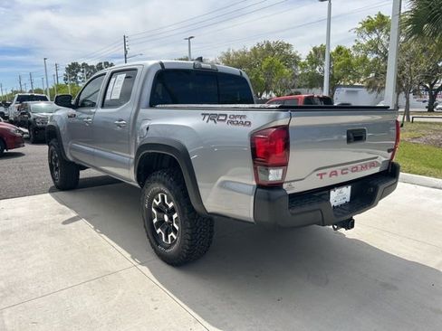 Used 2019 Toyota Tacoma TRD Off-Road image 6