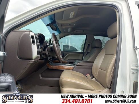 Used 2018 GMC Sierra 1500 SLT w/ SLT Premium Package AWD/4WD image 16