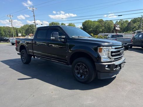 Used 2020 Ford F250 Lariat w/ Lariat Ultimate Package AWD/4WD image 3