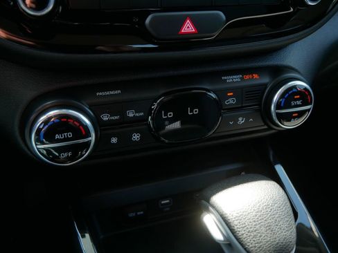 Used 2023 Kia Soul S FWD image 25