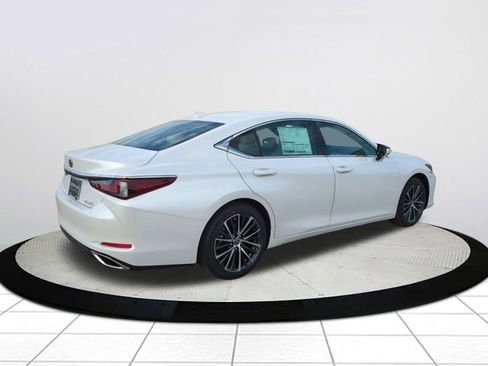 New 2025 Lexus ES 350 350 image 4