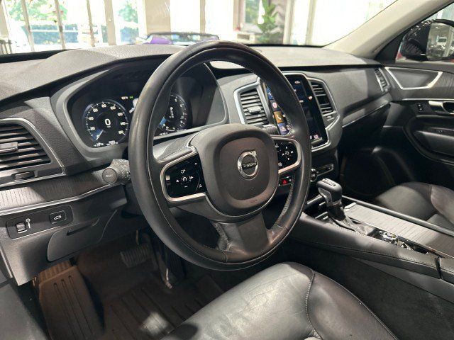 Used 2020 Volvo XC90 T5 Momentum w/ Protection Package Premier FWD image 40