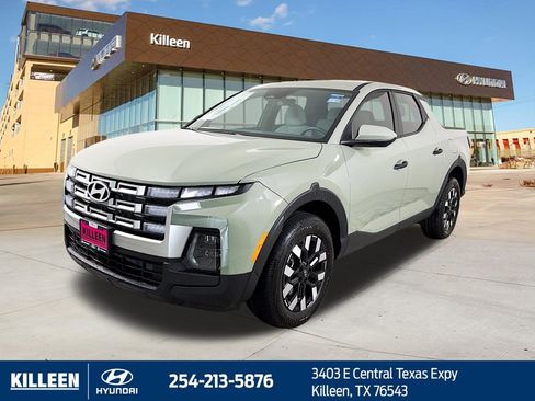 New 2026 Hyundai Santa Cruz SE FWD image 3