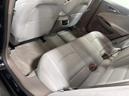 Used 2025 Chevrolet Malibu LT image 17