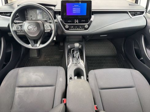 Used 2025 Toyota Corolla LE FWD image 16