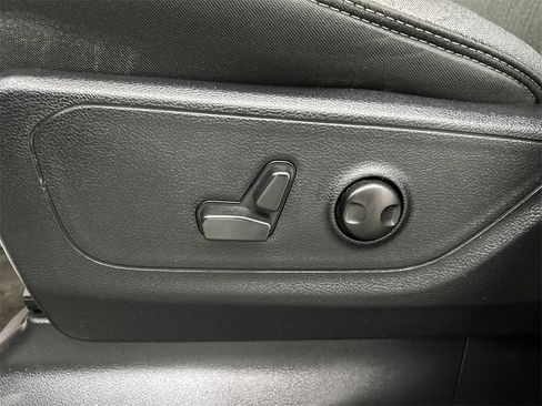 Used 2022 RAM 1500 Big Horn image 5