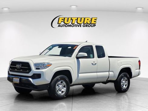 Used 2018 Toyota Tacoma SR w/ SR Convenience Package RWD image 5