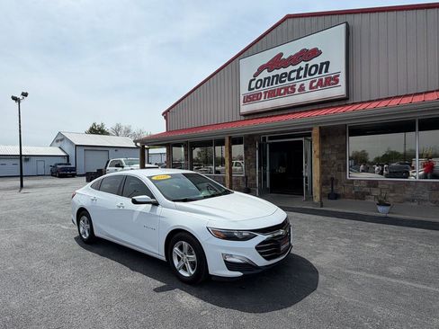 Used 2020 Chevrolet Malibu LS w/ Driver Confidence Package II image 2