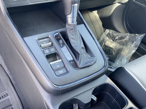 Used 2025 Honda CR-V EX image 40