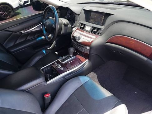 Used 2018 INFINITI Q70 L 3.7 AWD/4WD image 22