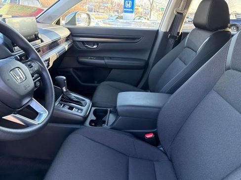 Certified 2025 Honda CR-V EX image 13