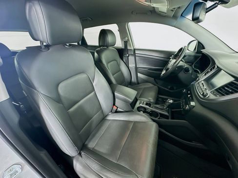 Used 2017 Hyundai Tucson SE Plus image 29