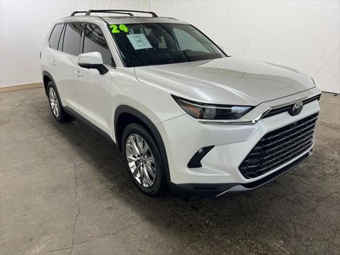 Certified 2024 Toyota Grand Highlander Platinum image 1