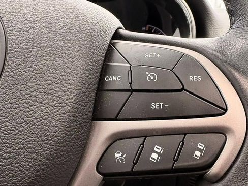 Used 2021 Jeep Grand Cherokee Limited w/ Quick Order Package 28K 80th AWD/4WD image 12