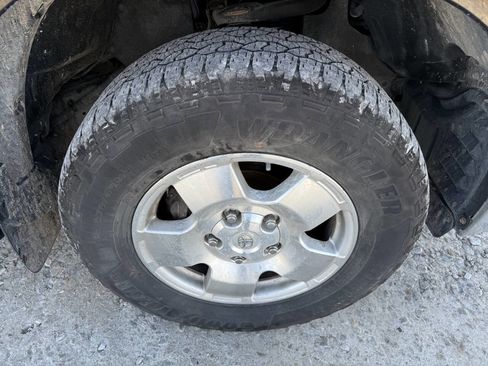 Used 2013 Toyota Tundra 4x4 Double Cab image 12