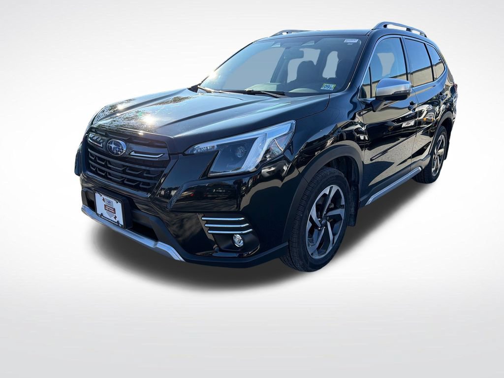 Certified 2023 Subaru Forester Touring AWD/4WD image 9