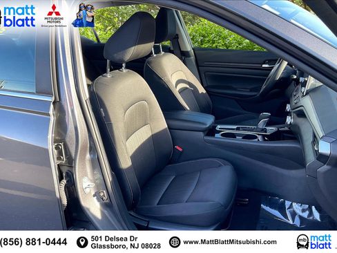 Used 2024 Nissan Altima 2.5 SV image 8