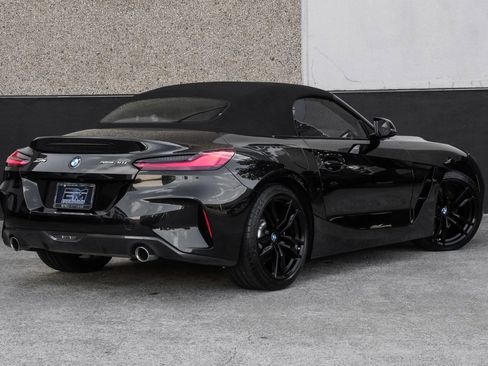 Used 2024 BMW Z4 sDrive30i w/ Convenience Package RWD image 7