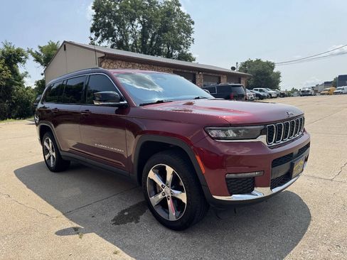Used 2021 Jeep Grand Cherokee L Limited AWD/4WD image 3