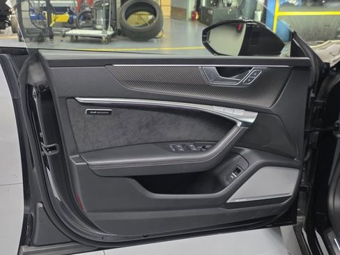 Certified 2024 Audi RS 7 Performance image 10