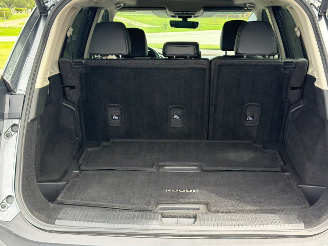 Used 2023 Nissan Rogue SL w/ SL Premium Package FWD image 18