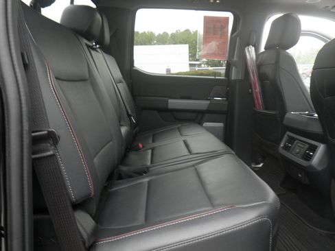 Used 2023 Ford F350 Lariat w/ Lariat Ultimate Package image 23