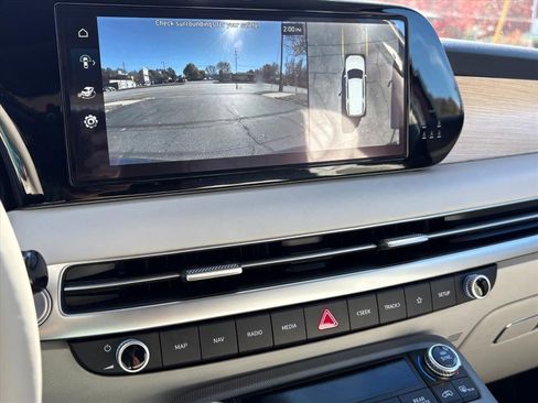 Used 2024 Hyundai Palisade Limited image 10